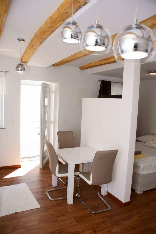 Luxury Apartment Luka Омиш Экстерьер фото