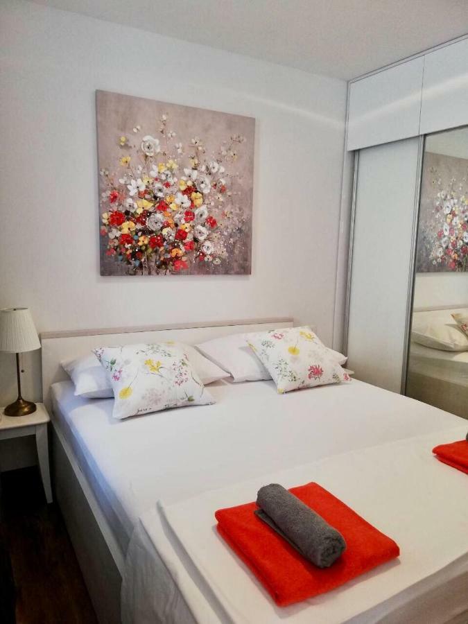 Luxury Apartment Luka Омиш Экстерьер фото